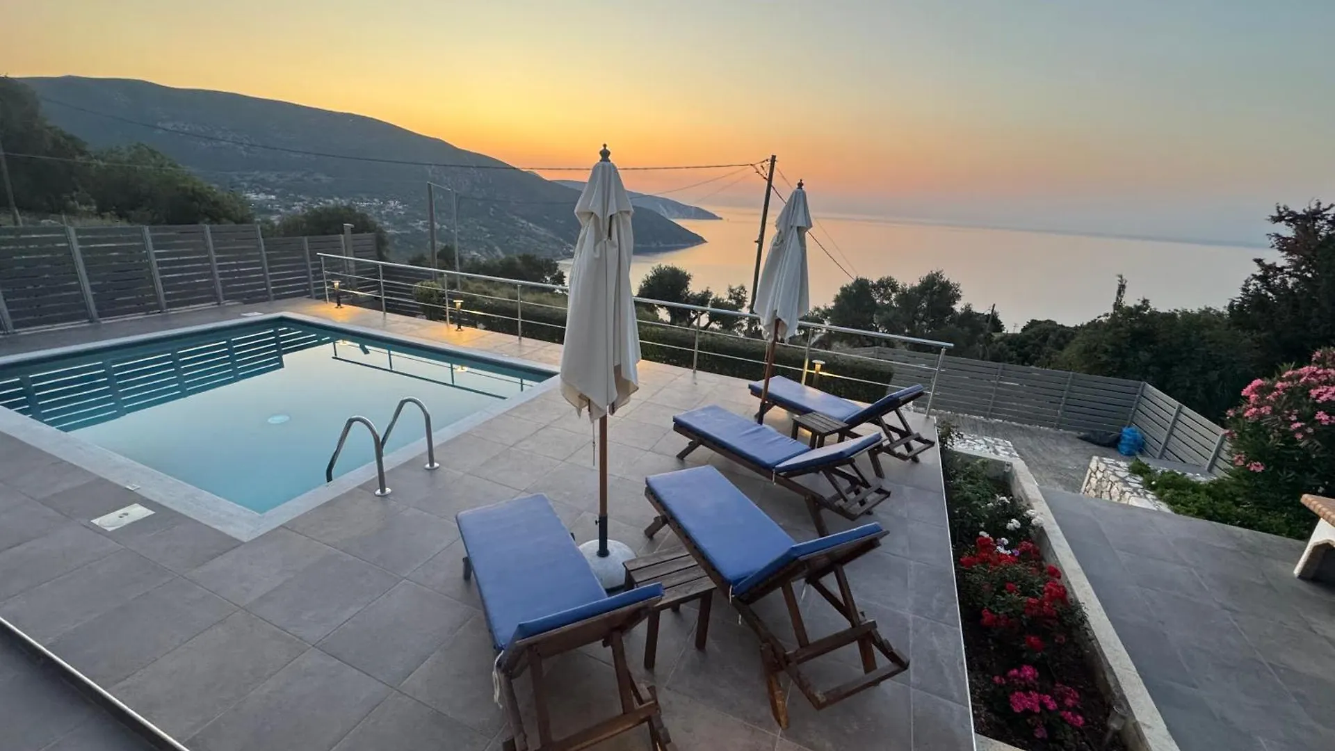 Villa Athina Angon